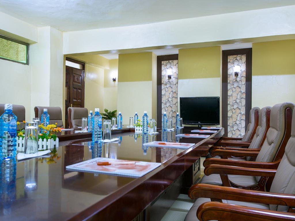 Legacy Hotel And Conference Centre Ltd Nakuru Exteriör bild